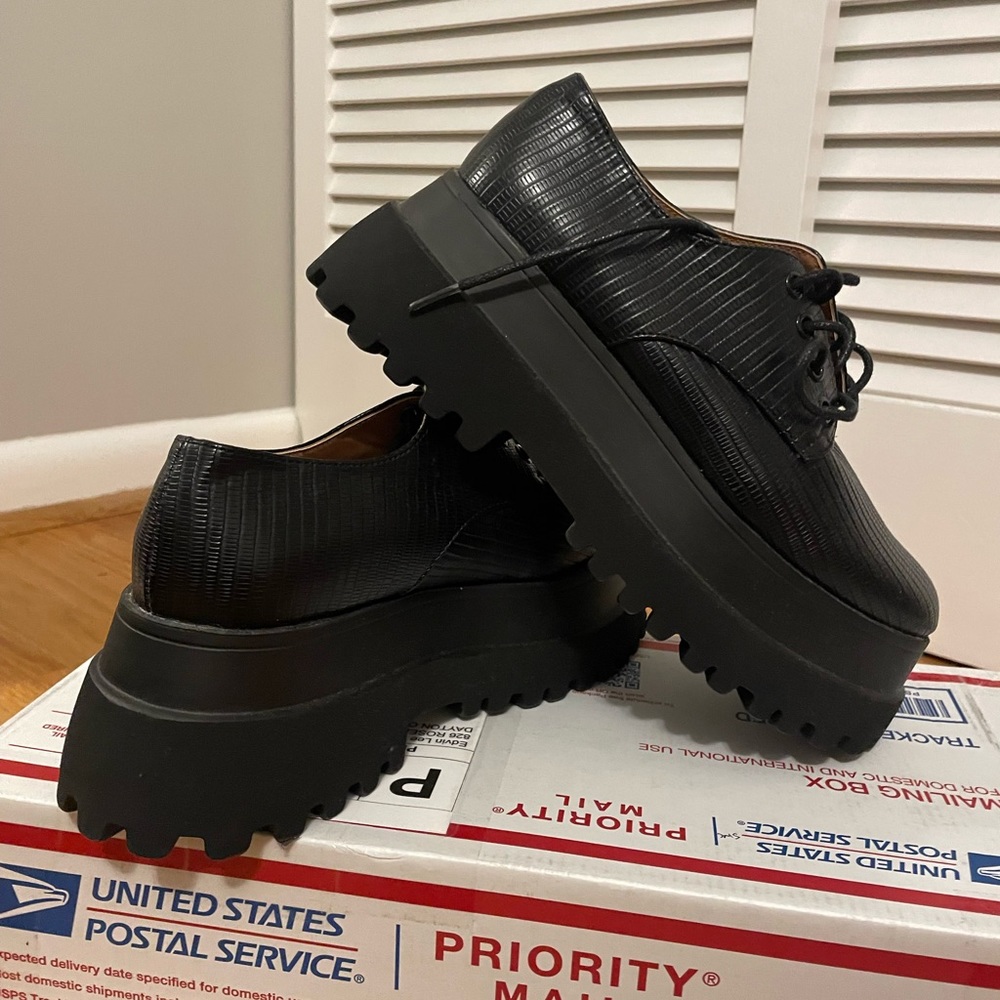 BRAND NEW ASOS Design Chunky Platform Shoes
